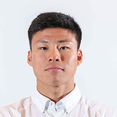 定塚 利心